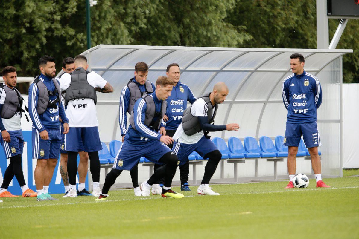 La selección entrena en Rusia con plantel completo | Deportes