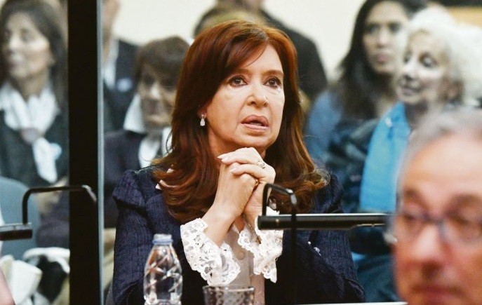 Autorizan a Cristina Kirchner a no concurrir a la segunda audiencia del juicio | Información General