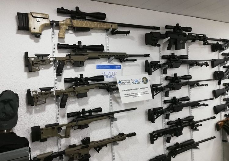 Cayó una megabanda que traficaba armas desde Argentina | Información General