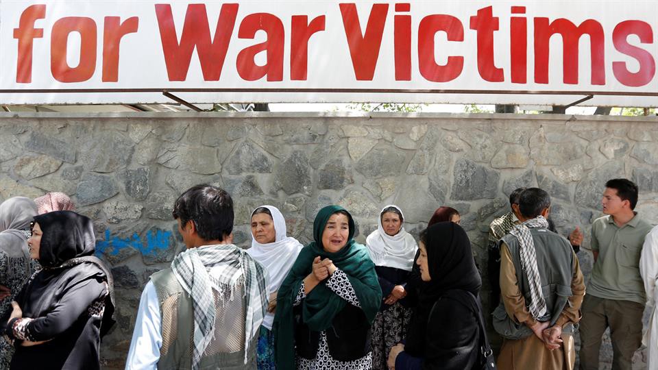 Atentado en Kabul deja al menos 80 muertos y 350 heridos | Internacionales