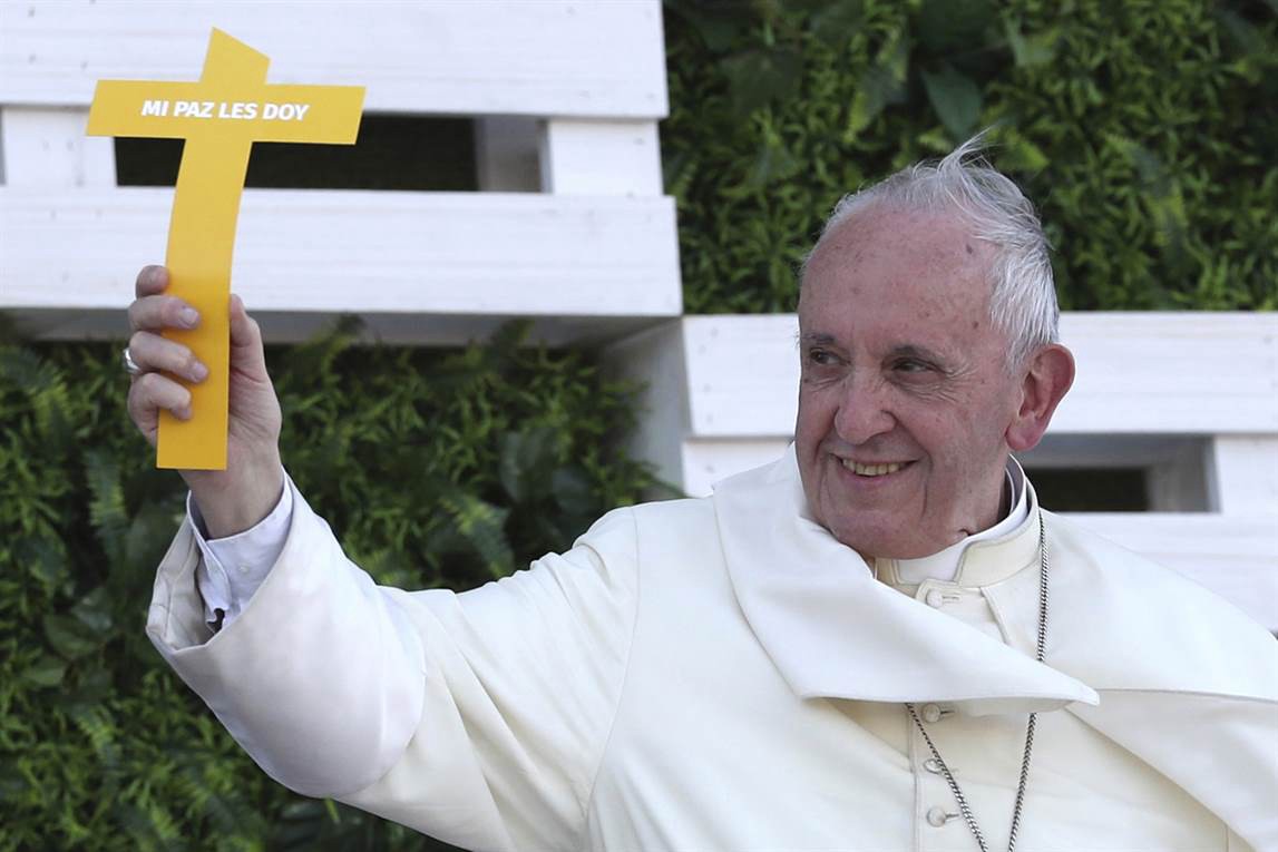 El Papa instó a los jóvenes chilenos a dar lo mejor de sí por su país y "soñar a lo grande" | Internacionales