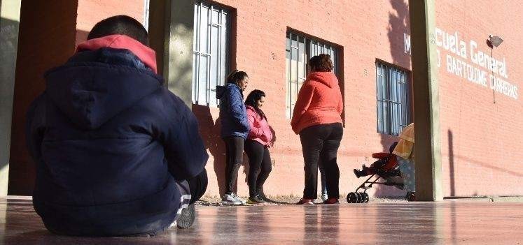 Un docente sanjuanino llora por amor y no da clases desde que empezó el año | Información General