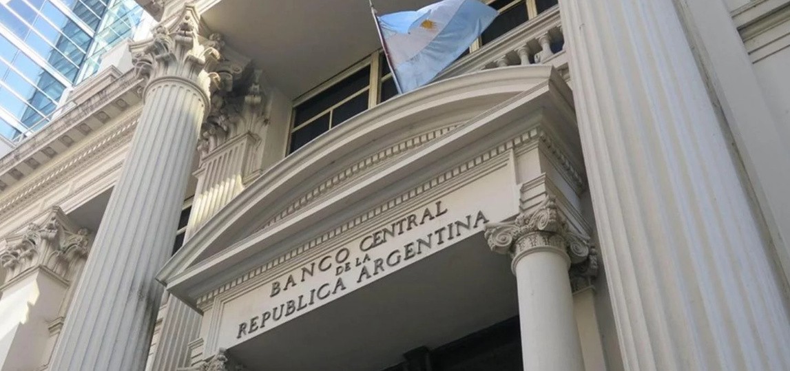 El Gobierno estableció controles para la compra de dólares | Información General