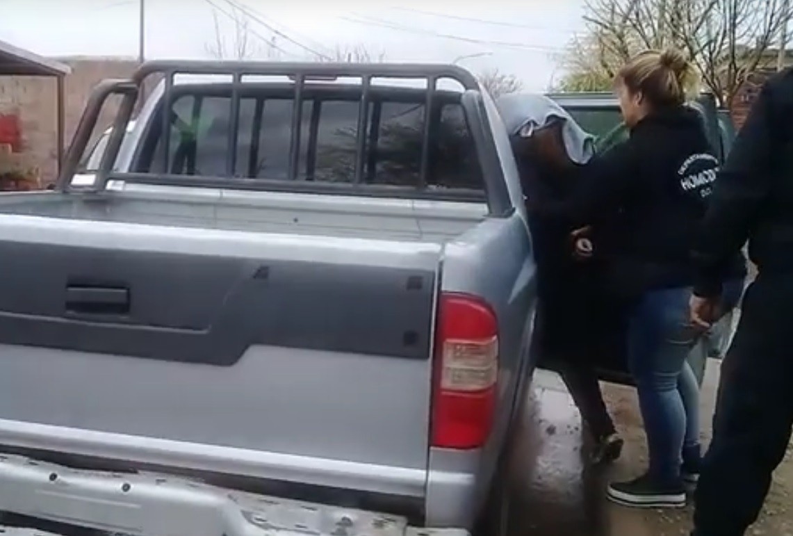 San Luis: detuvieron a la mamá y a la abuela de un bebé que murió entre basura patológica | Información General