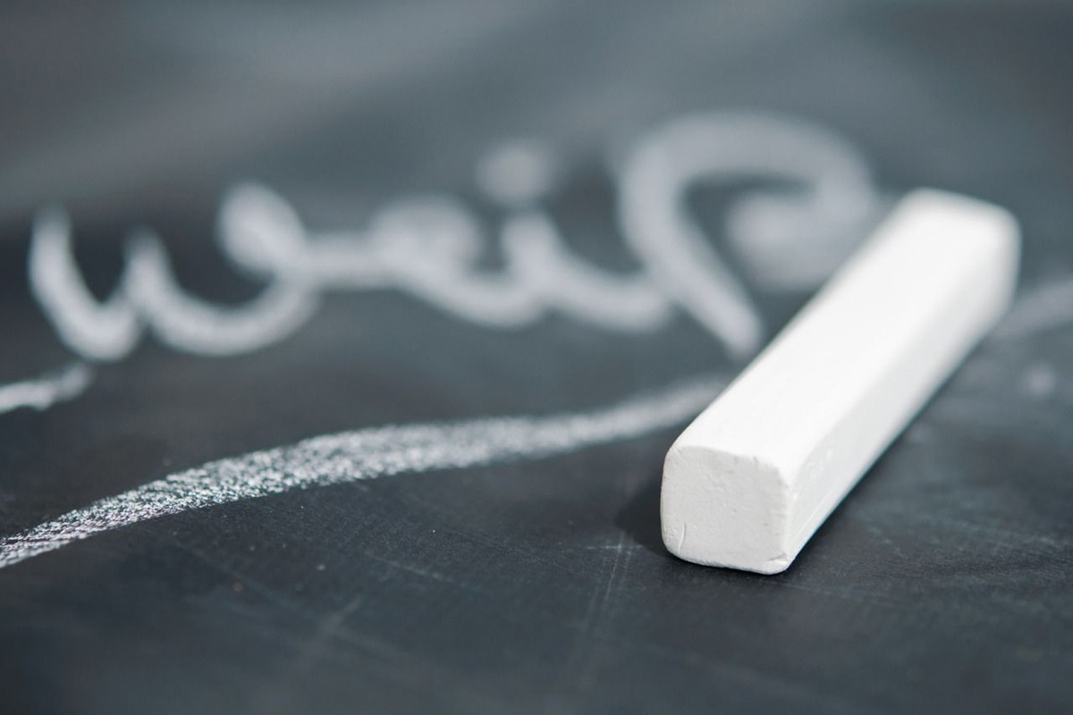 ¿Por qué celebramos hoy el Día del Maestro? | Información General