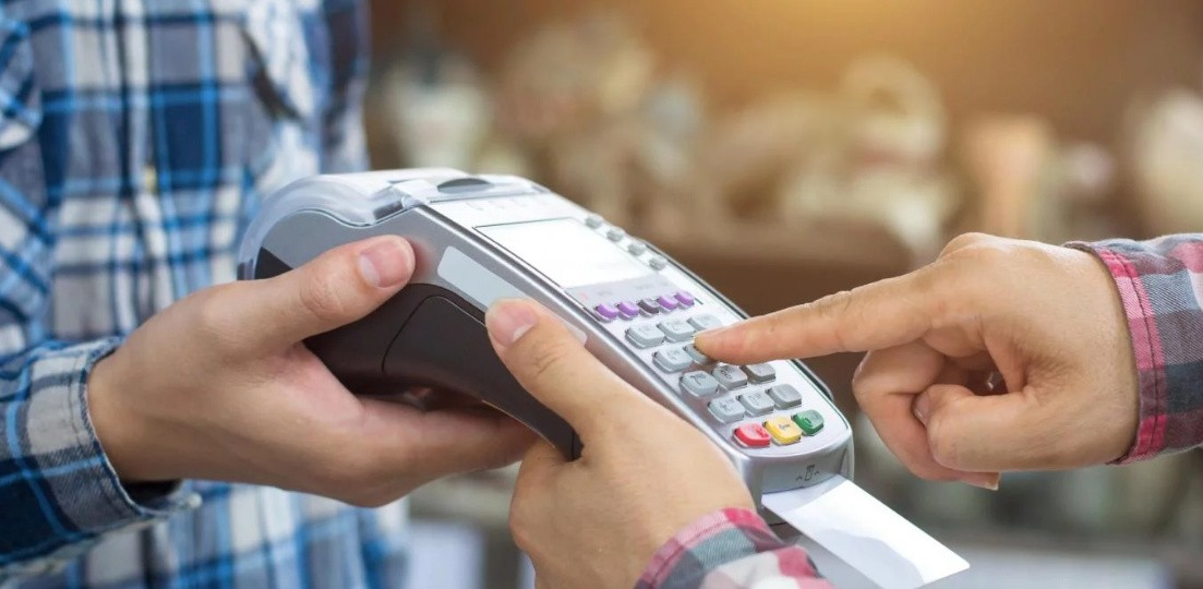 Crece en niveles récord el endeudamiento con tarjetas de crédito | Información General