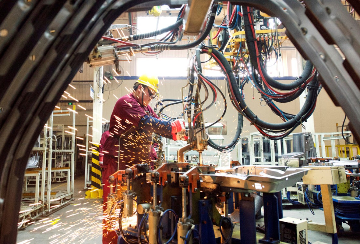 La actividad económica cayó 3,8 % interanual en agosto | Información General