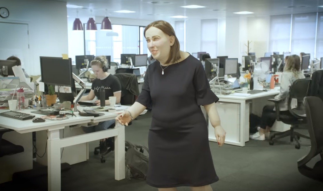 "Emma", el maniquí británico que muestra el deterioro luego de trabajar 20 años en una oficina | Tecnología