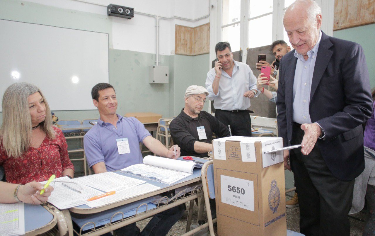 Votó Lavagna: "Que sea una elección tranquila, como todo parece indicar" | Información General