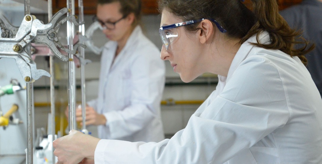 La Universidad de Hurlingham otorga becas para que mujeres estudien ingeniería e informática | Información General