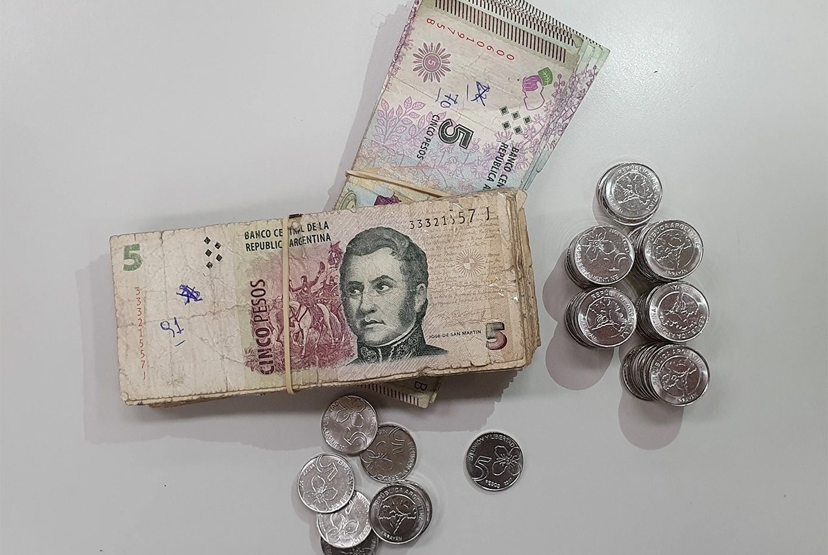 Últimos días: los billetes de 5 pesos salen de circulación a fin de mes | Información General