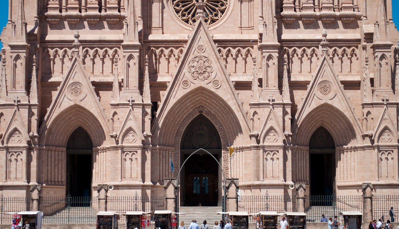 La Iglesia católica convocó para el 8 de marzo a una misa contra el aborto | Información General