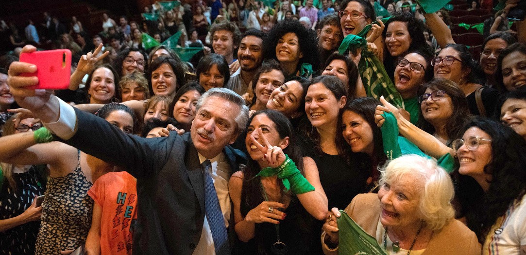 "Hay que despenalizar el aborto y legalizarlo", afirmó el Presidente | Información General