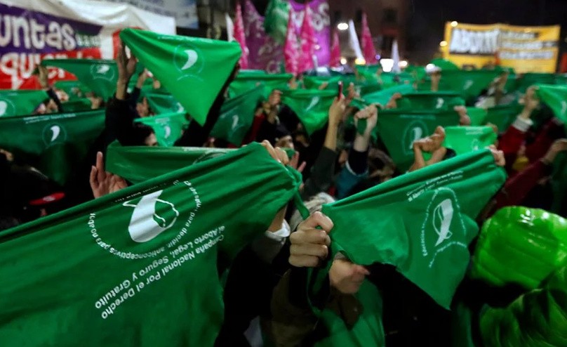 Realizarán un "pañuelazo verde" frente al Congreso y en todo el país por el aborto legal | Información General