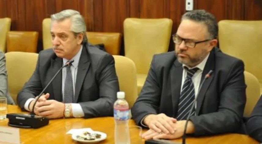 El Gobierno analiza pagar parte del sueldo de trabajadores privados desde mayo | Información General