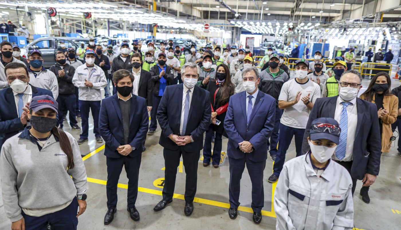 "La pandemia complicó la economía del mundo, no la cuarentena", dijo el Presidente | Información General