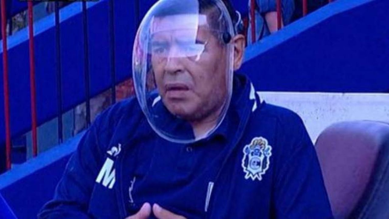 Maradona se encuentra aislado por contacto estrecho con un positivo de coronavirus | Deportes
