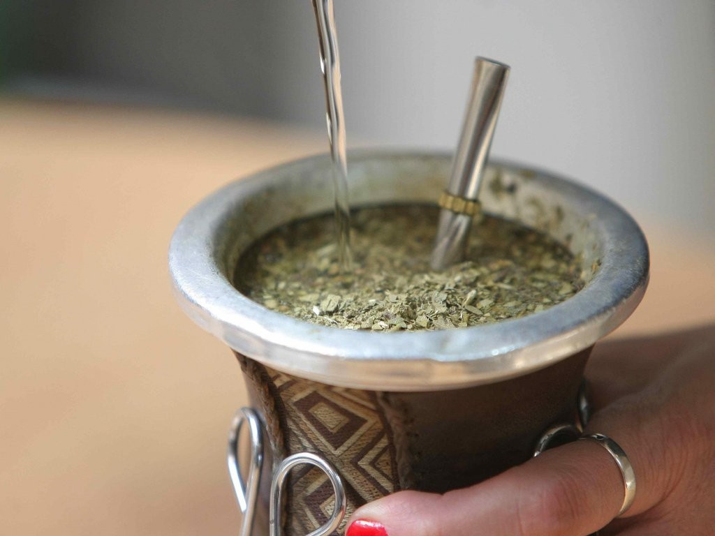 El Gobierno regula la cantidad de palo y polvo en la yerba mate para ser "de buena calidad" | Información General