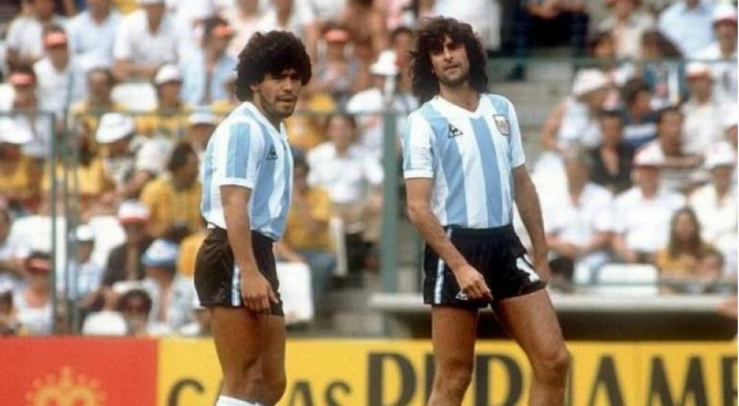 Kempes: "Maradona nunca pudo disfrutar de su vida, tenía un agobio permanente" | Deportes
