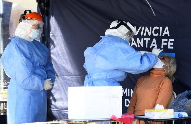 La provincia sumó 433 nuevos casos de coronavirus, 141 son de Rosario | Información General