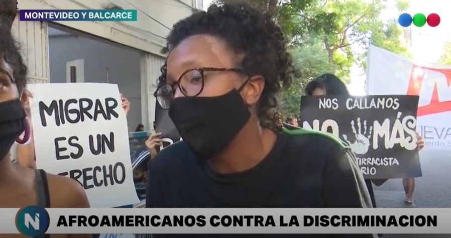 Movilización antirracista por el centro de Rosario | Información General