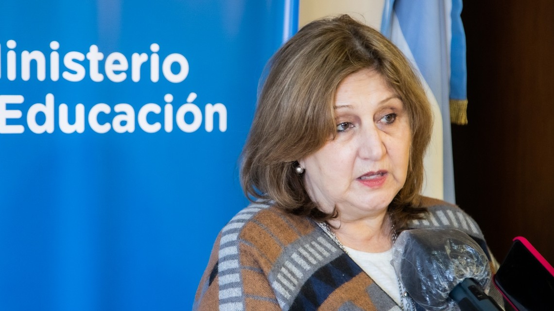 Santa Fe avanza en la definición de la vacunación contra el covid 19 del personal educativo | Información General