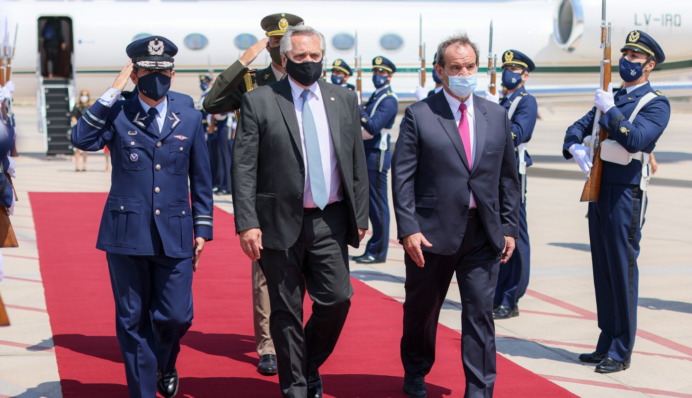 Alberto Fernández llegó a Chile para reunirse con Piñera | Información General