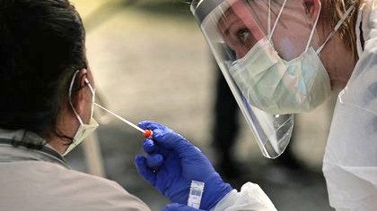 Hoy se reportaron menos de 200 nuevos casos de coronavirus en Rosario | Información General