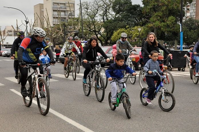 Bicicleteda para reclamar seguridad en Rosario | Información General