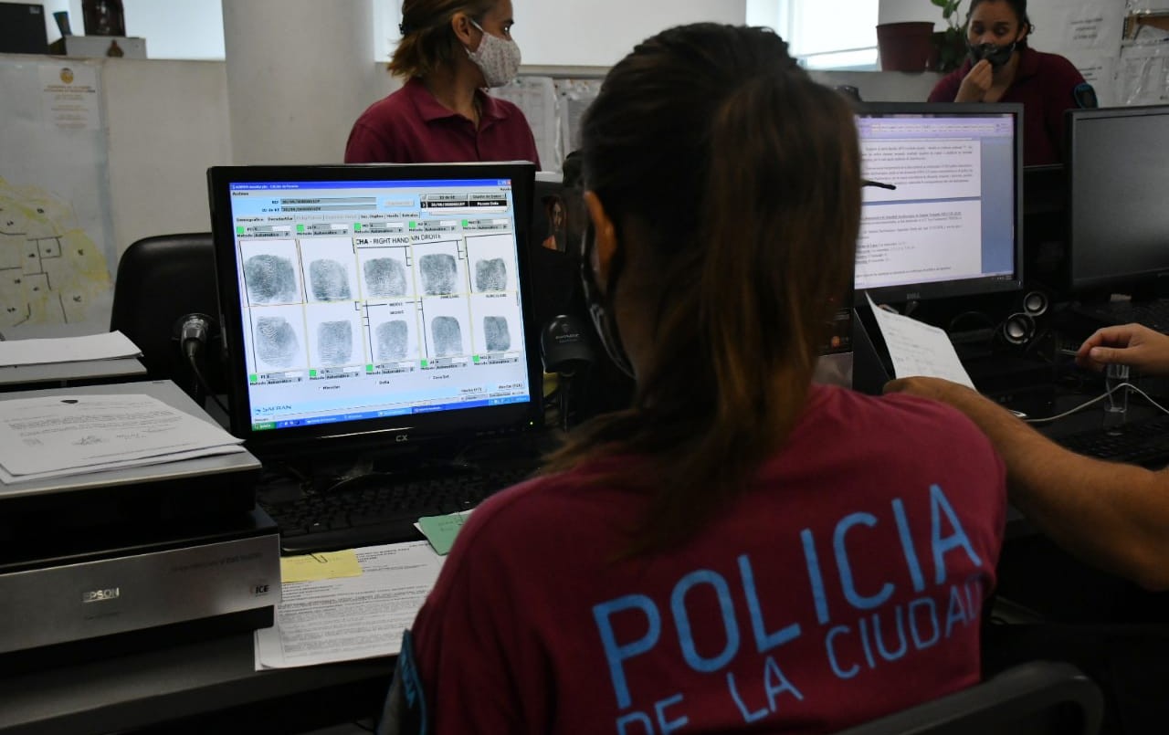 Esclarecen un femicidio por una huella dactilar en una lata de cerveza | Información General