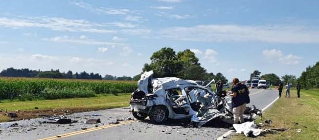 Choque fatal en Zavalla: fallecieron dos hombres y un niño | Información General