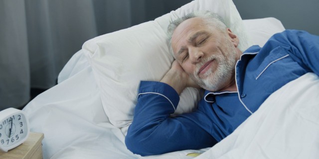 Ofrecen 2 mil dólares por dormir cinco noches en distintos lugares | Tecnología