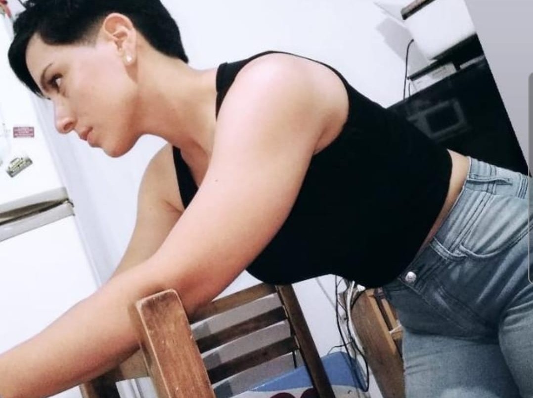 Encontraron muerta a una mujer policía en su casa pero sospechan que la pudo haber matado su pareja | Información General