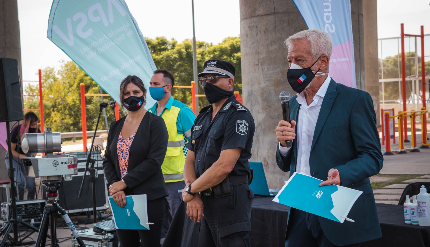 Comenzó la capacitación a Policía Vial sobre uso de cinemómetros para detectar excesos de velocidad en rutas | Información General