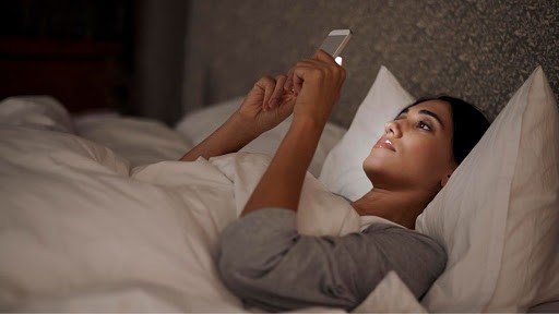 Día Mundial del Sueño: Advierten que la sobreexposición a pantallas después de las 23 impide un buen descanso | Tecnología