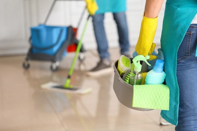 Aumento del servicio doméstico desde abril: cómo queda la escala salarial | Servicios