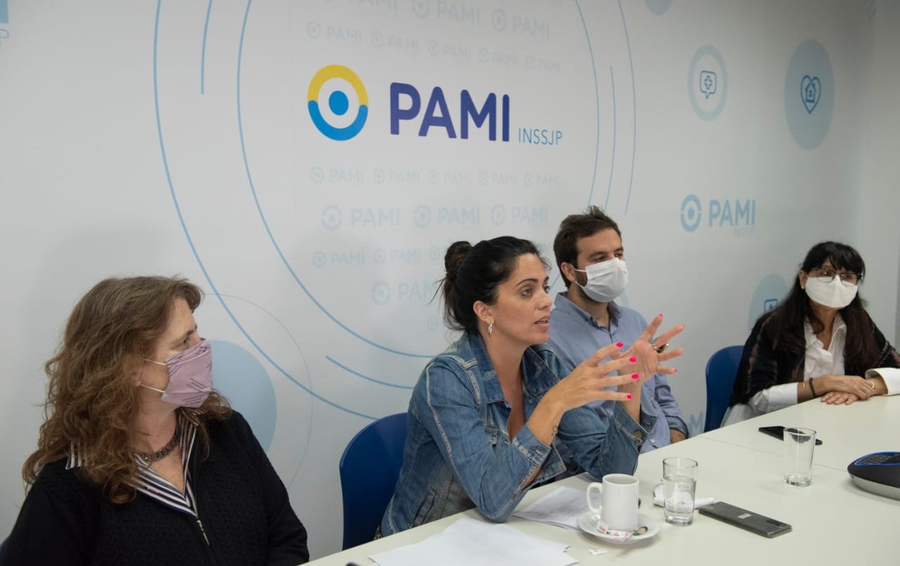 PAMI capacitará a trabajadores para mejorar la atención a las personas mayores | Servicios