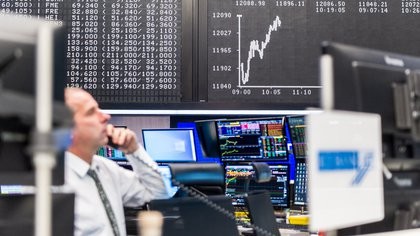 Las acciones argentinas cayeron hasta 7% en una rueda con pérdidas en Wall Street | Economía y negocios