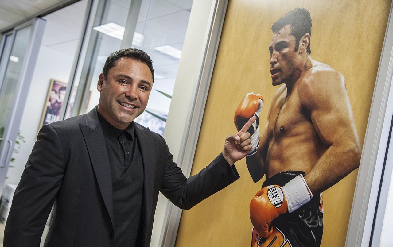 Oscar de la Hoya vuelve a boxear después de trece años | Deportes