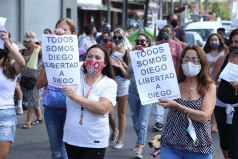 Nueva marcha en Fisherton para pedir la libertad del joven que atropelló a dos motochorros | Rosario y la región