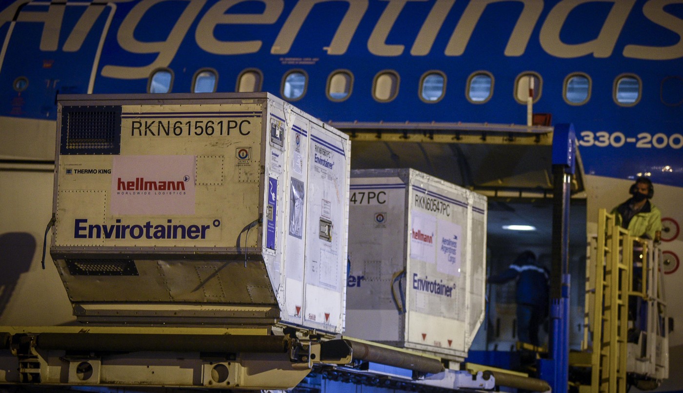 Vacunas Sinopharm: llega desde China nueva partida como parte de un millón de dosis | Información General