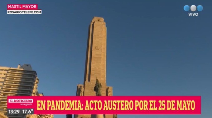 El izamiento de la bandera se dio en un día patrio diferente | Rosario y la región