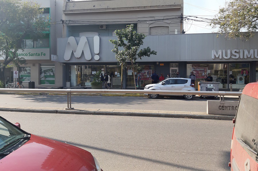 Se revelaron los comercios de San Lorenzo y abrieron las puertas | Rosario y la región