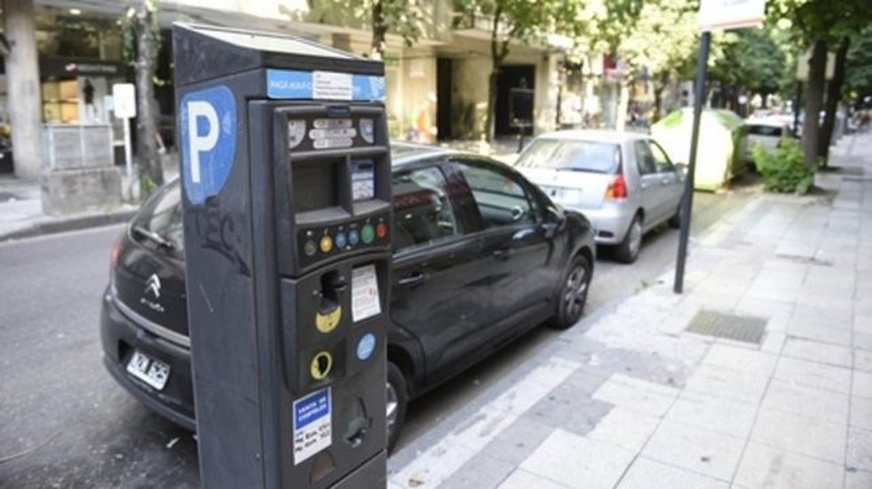 Desde hoy vuelven a funcionar el estacionamiento medido y los carriles exclusivos | Rosario y la región