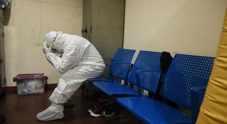 Un informe alertó sobre la dramática situación que viven médicos y enfermeros en el país | Información General