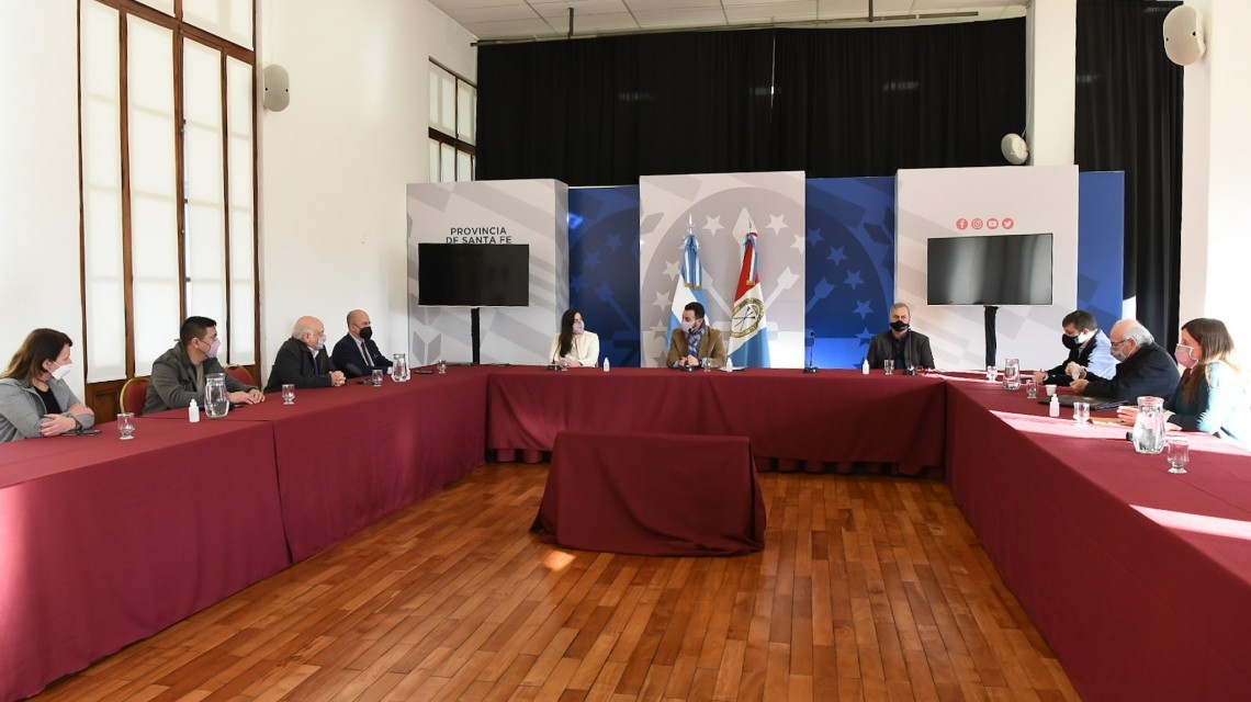 La provincia firmó un acta acuerdo con Invap para modernizar sistemas de control en unidades penitenciarias | Rosario y la región