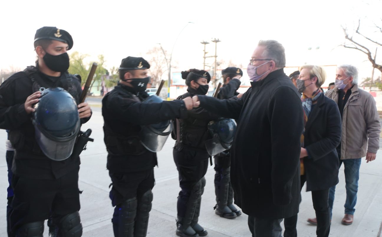 Seguridad: crean tres comandos y profundizan operativos en Rosario | Rosario y la región