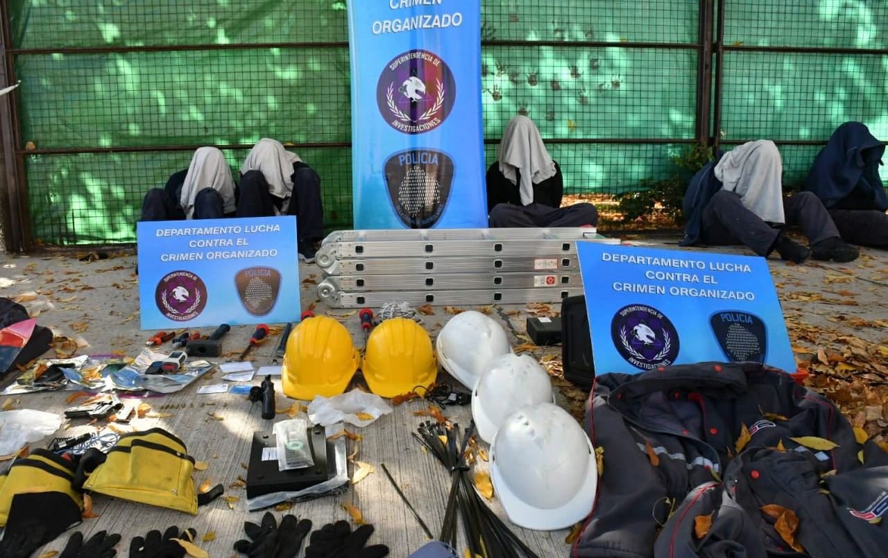 Cayó banda de falsos instaladores de TV e internet | Información General