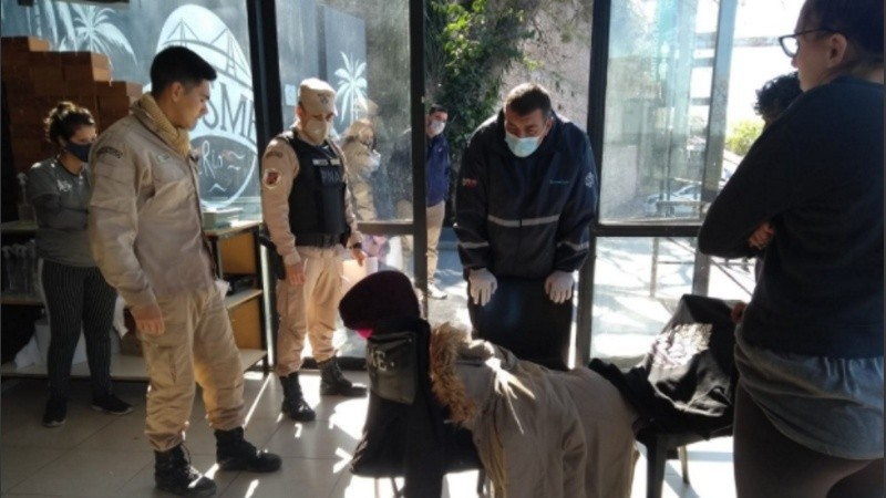 Un agente de Prefectura Naval rescató a una mujer del río Paraná | Rosario y la región