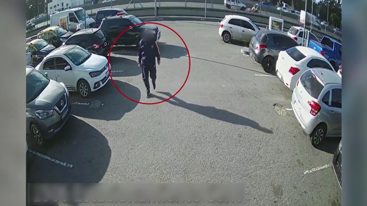 Cayó delincuente que robaba objetos de vehículos en estación de servicio de la General Paz | Información General